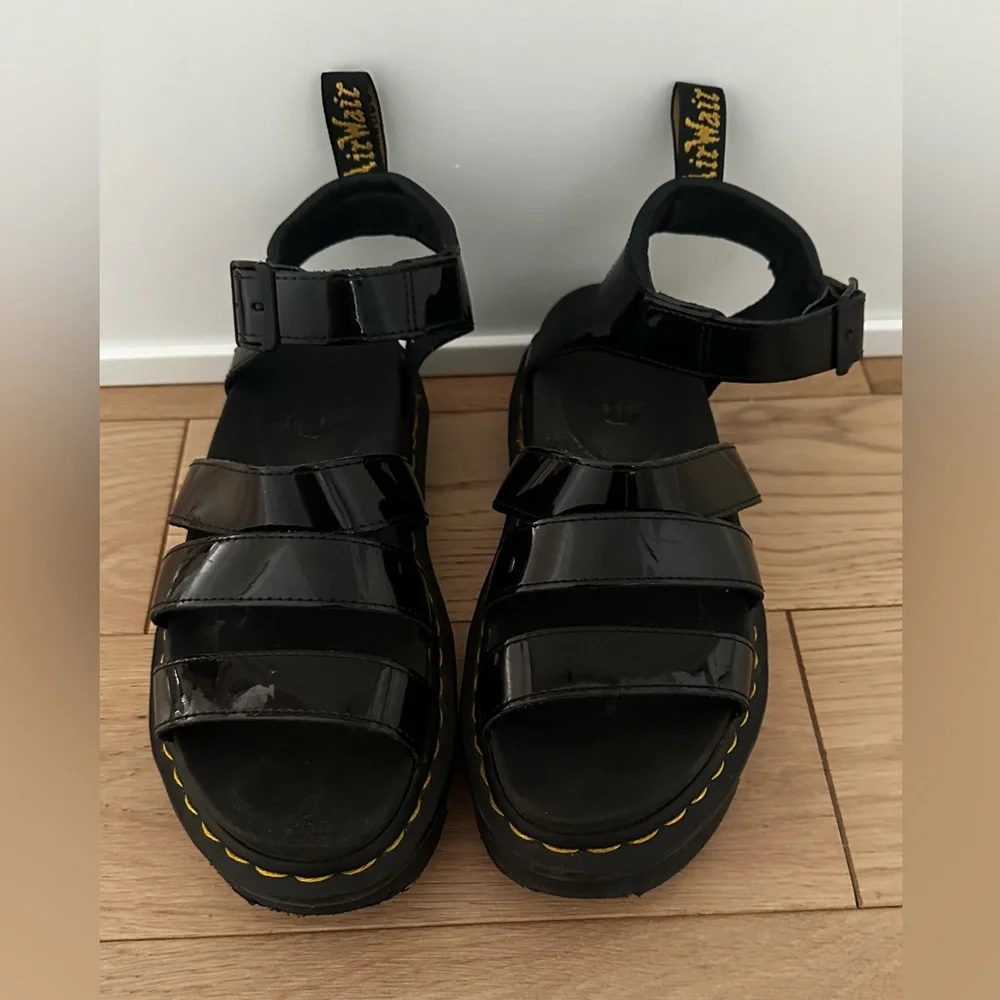 Dr. Martens Blair patent leather sandals size 9 - Picture 5 of 15